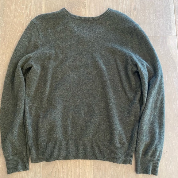 Polo V Neck Sweater 100% Lambs Wool - Picture 3 of 3